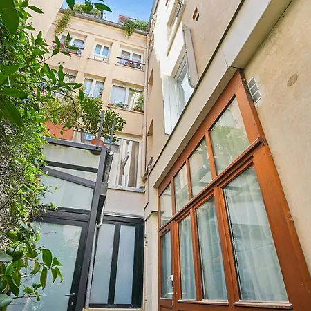 Cuttlestudio Le Marais פריז